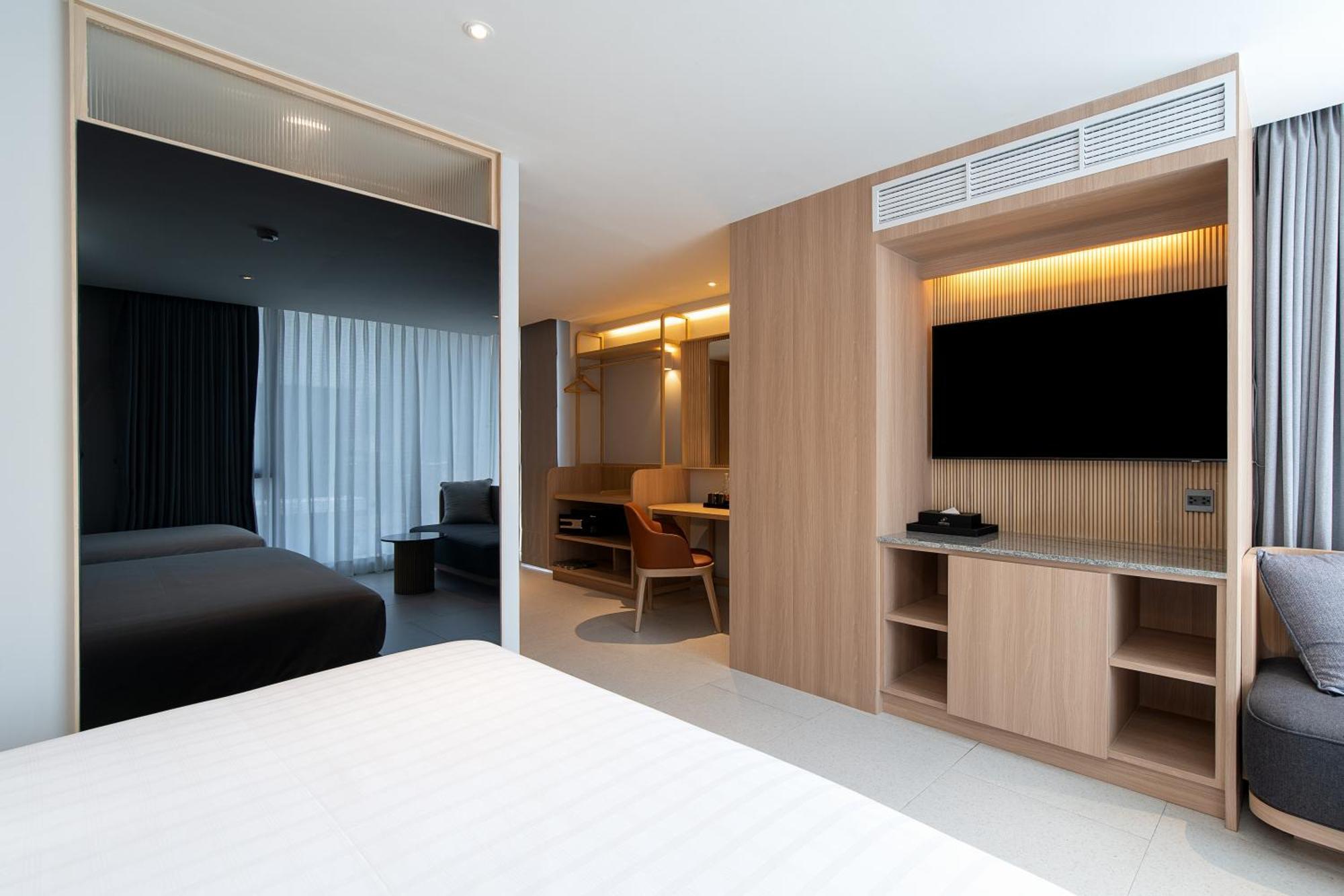 Saan Hotel Sathorn Bangkok Exterior photo