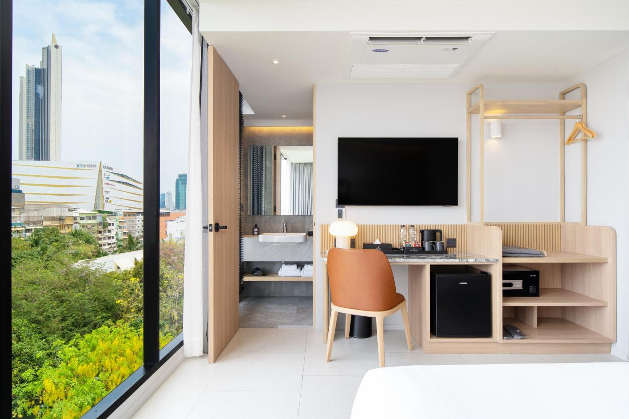 Saan Hotel Sathorn Bangkok Exterior photo