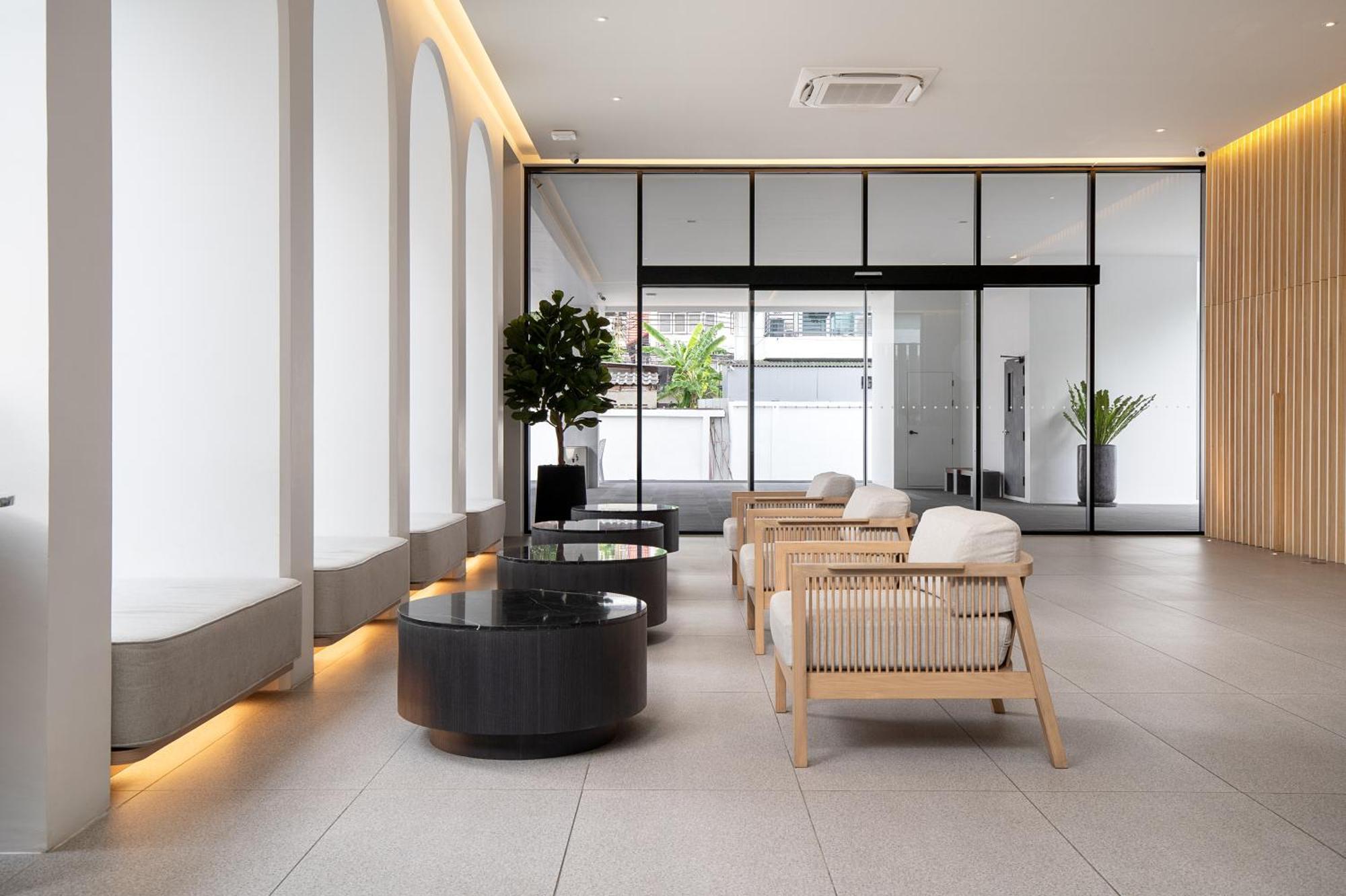 Saan Hotel Sathorn Bangkok Exterior photo