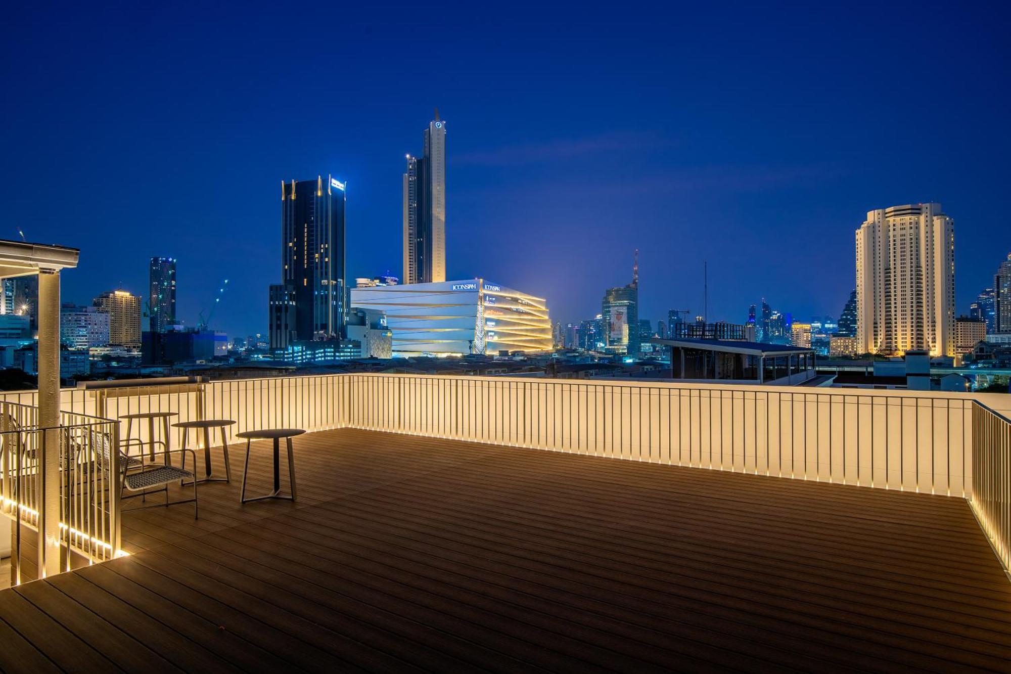 Saan Hotel Sathorn Bangkok Exterior photo